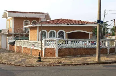 Linda casa residencial/comercial muito bem localizada em um dos melhores bairros de campinas