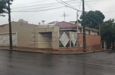 Casa com 3 quartos à venda na Rua Voluntários da Pátria, 802, Centro, Araraquara