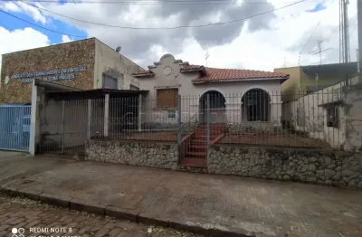Casa com 3 quartos à venda na Rua Bento de Barros, 496, Vila Xavier (Vila Xavier), Araraquara