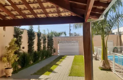 Casa com 1 quarto à venda na Avenida Eduardo Fumio Koda, 349, Residencial Santa Luzia, Araraquara