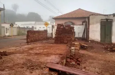 Terreno à venda na Rua Cristovão Martineli, 25, Santa Eudóxia, São Carlos