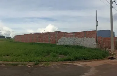 Terreno à venda na Rua João Guastaldi, SN, Jardim Letícia, São Carlos