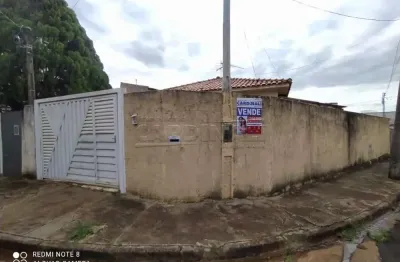 Casa com 2 quartos à venda na Avenida Durval Ferreira, 1703, Jardim Vitória, Araraquara