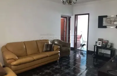 Casa com 3 quartos à venda na Rua Santo Veltroni, 93, Vila Celina, São Carlos