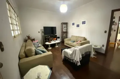 Casa com 3 quartos à venda na Rua Luiz Pedro Biachini, 195, Parque Santa Felícia Jardim, São Carlos