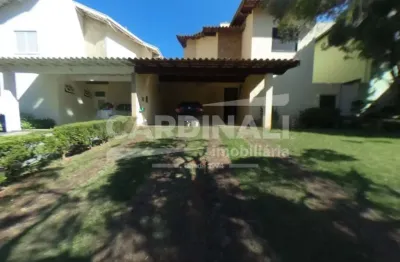 Casa sobrado de condomínio com 2 dormitórios e 2 suítes em são carlos