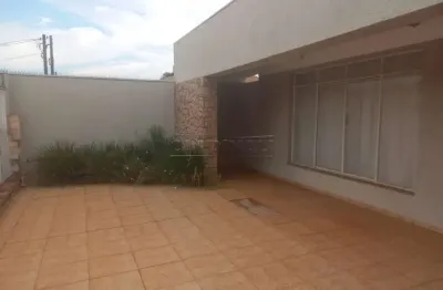Casa com 3 quartos à venda na Rua Itália, 223, Vila Prado, São Carlos