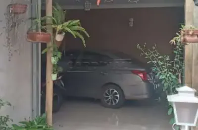 Casa com 3 quartos à venda na Rua Erika Eleutério Menzani, 105, Residencial José Giro, Ibaté