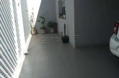 Casa com 3 quartos à venda na Rua João Tonissi, 145, Jardim Hikare, São Carlos