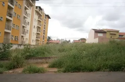 Terreno à venda na Rua Humberto Manelli, Entre Os Números 50 E 116, Jardim Gibertoni, São Carlos