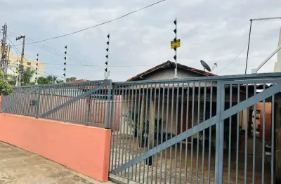 Casa com 2 quartos à venda na Avenida Octávio Micelli, 282, Vila Melhado, Araraquara