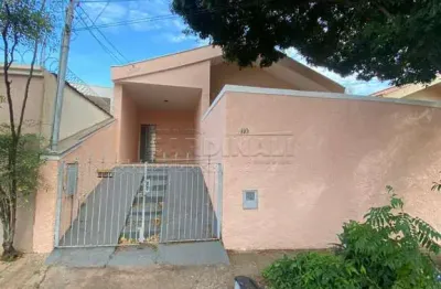 Casa com 3 dormitórios sendo 1 suíte no jardim santa paula em são carlos.