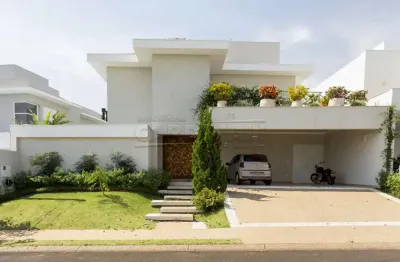 Excelente casa de 383m² de área útil no condomínio damha ii
