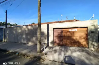 Casa com 3 quartos à venda na Rua Doutor Amaury Pinto de Castro Monteiro, 1273, Parque Residencial Iguatemi, Araraquara
