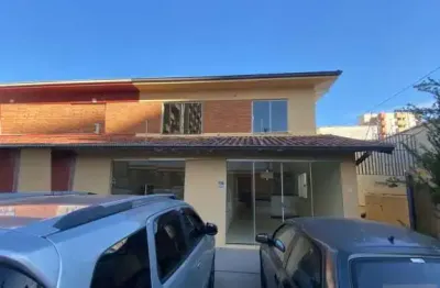Ponto comercial para alugar na Rua Conde do Pinhal, 2250, Jardim São Carlos, São Carlos