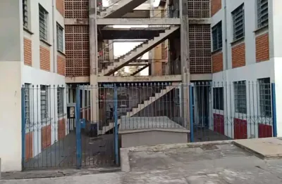 Apartamento com 2 quartos para alugar na Avenida Jerônimo Teixeira Borges, Bloco 02, 100, Vila Xavier (Vila Xavier), Araraquara