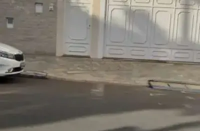 Casa com 3 quartos para alugar na Rua Padre Teixeira, 1414, Centro, São Carlos