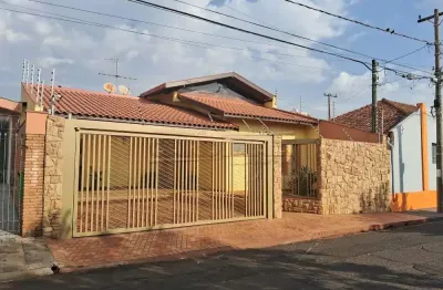 Casa com 3 quartos à venda na Avenida Mauá, 1193, Centro, Araraquara