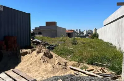 Terreno à venda na Rua João de Santi, S/N, Jardim Santa Júlia, São Carlos