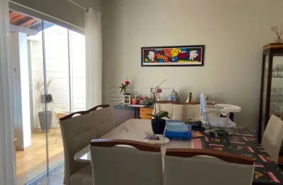 Casa em condomínio fechado com 3 quartos à venda na Rua Noêmia Sampaio de Souza, 55, Parque Paraíso, São Carlos