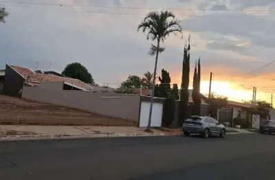 Terreno à venda na Avenida Carlos José Dias Do Nascimento, Quadra A Lote 04, Jardim Imperador, Araraquara