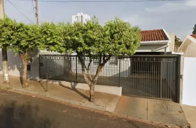 Casa com 3 quartos à venda na Avenida Professor José Clozel, 687, Jardim Morumbi, Araraquara
