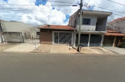 Casa com 3 quartos à venda na Avenida João Dagnone, 206, Loteamento Habitacional São Carlos 1, São Carlos