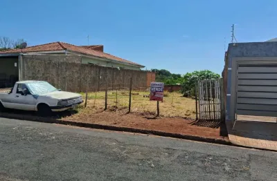 Terreno à venda na Rua Geraldo Moreira, Quadra 5 Lote 4, Parque Gramado (Vila Xavier), Araraquara