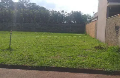 Terreno em condomínio fechado à venda na Rua Mirela De Souza Pavanelli, Lote 12, Quadra 05, Jardim Maria Luiza II, Araraquara