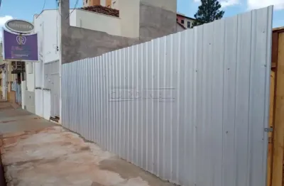 Terreno à venda na Rua Treze de Maio, 1288, Jardim São Carlos, São Carlos