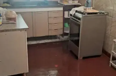 Casa com 2 quartos à venda na Rua Flávio Wellichan, 23, Centro, São Carlos