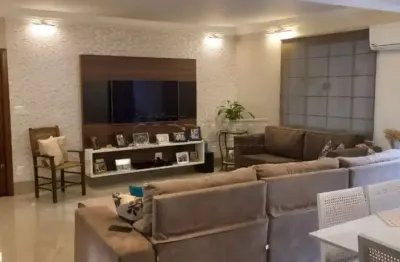 Casa em condomínio fechado com 5 quartos à venda na Rua Japão, Casa, 949, Vila Harmonia, Araraquara