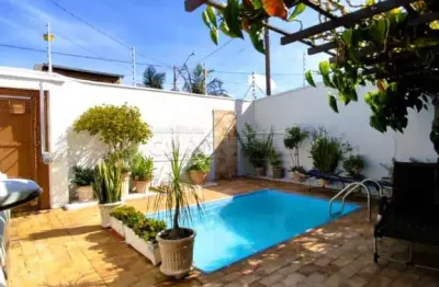 Casa para aluguel: charme e piscina no são benedito por r$2.500,00 + iptu