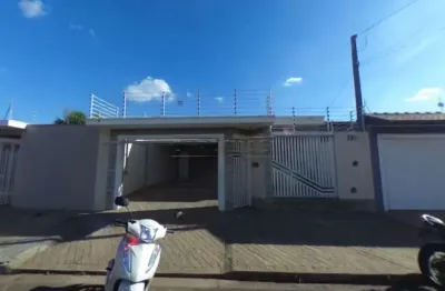 Casa com 3 quartos à venda na Rua Colômbia, 330, Vila Brasília, São Carlos