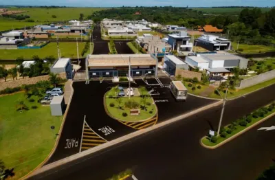 Casa em condomínio fechado com 3 quartos à venda na Avenida Mercedes Silvestre, Quadra  H, 217, Jardim Botânico, Araraquara