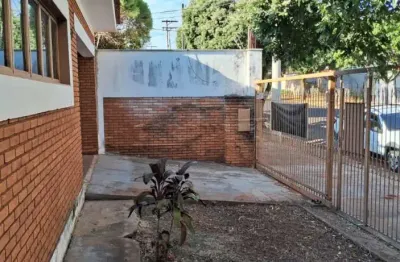 Casa com 3 quartos à venda na Rua Caetano Nigro, Casa, 326, Vila Harmonia, Araraquara