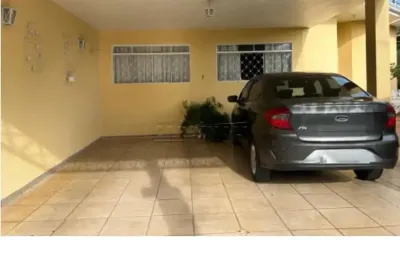 Casa com 3 quartos à venda na Avenida Doutor Renato de Toledo Porto, 389, Parque Santa Marta, São Carlos