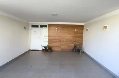 Casa à venda no condomínio residencial parque atlanta, araraquara