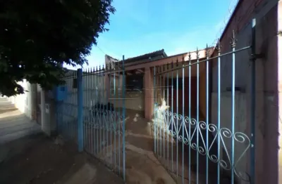 Casa com 2 quartos para alugar na Rua João Gurgel, 3115, Centro, Araraquara