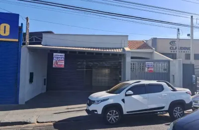Casa com 3 quartos à venda na Avenida Francisco Vaz Filho, Residencial, 2019, Vila Tito de Carvalho (Vila Xavier), Araraquara