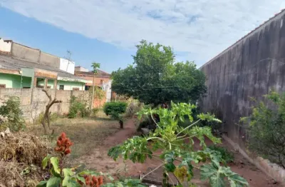 Terreno à venda na Rua Gastão Vieira, 838, Parque Santa Felícia Jardim, São Carlos