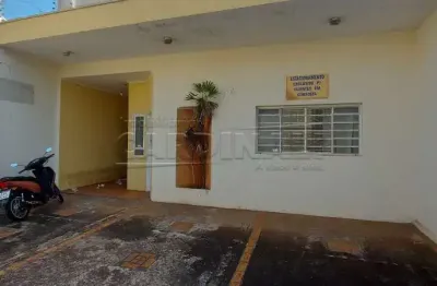 Casa com 3 quartos à venda na Avenida Prudente de Moraes, 276, Centro, Araraquara