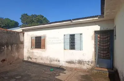 Casa com 3 quartos à venda na Rua Roberto Simonsen, 386, Vila Pelicano, São Carlos