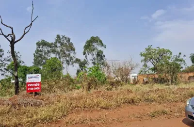 Boa localização próximo a condomínio, escola, farmácia e creche