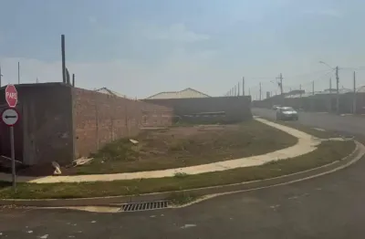Terreno à venda na Rua Um, s/n, Parque Delta, São Carlos