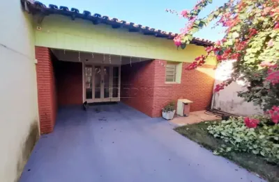 Casa com 3 quartos à venda na Rua Peru, 350, Vila Brasília, São Carlos