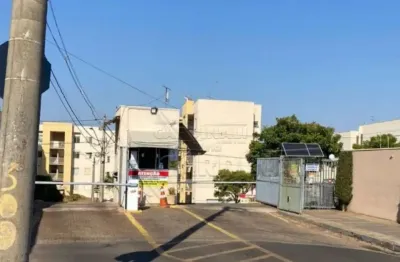 Imóvel bem localizado, seguro com portaria 24 horas, pronto para morar.