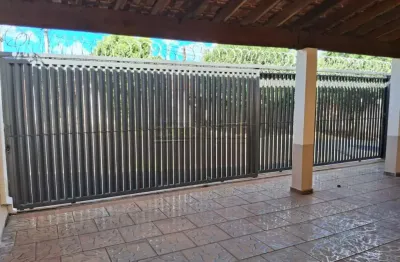 Casa com 4 quartos à venda na Avenida Walter Mendonça, Casa, 41, Jardim Roberto Selmi Dei, Araraquara