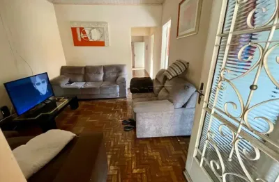 Casa com 3 quartos à venda na Avenida Grécia, 628, Vila Prado, São Carlos