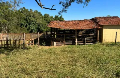 Excelente oportunidade no asfalto, próximo a cidade